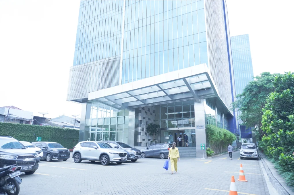 gedung-baja-2 klinik pandwa